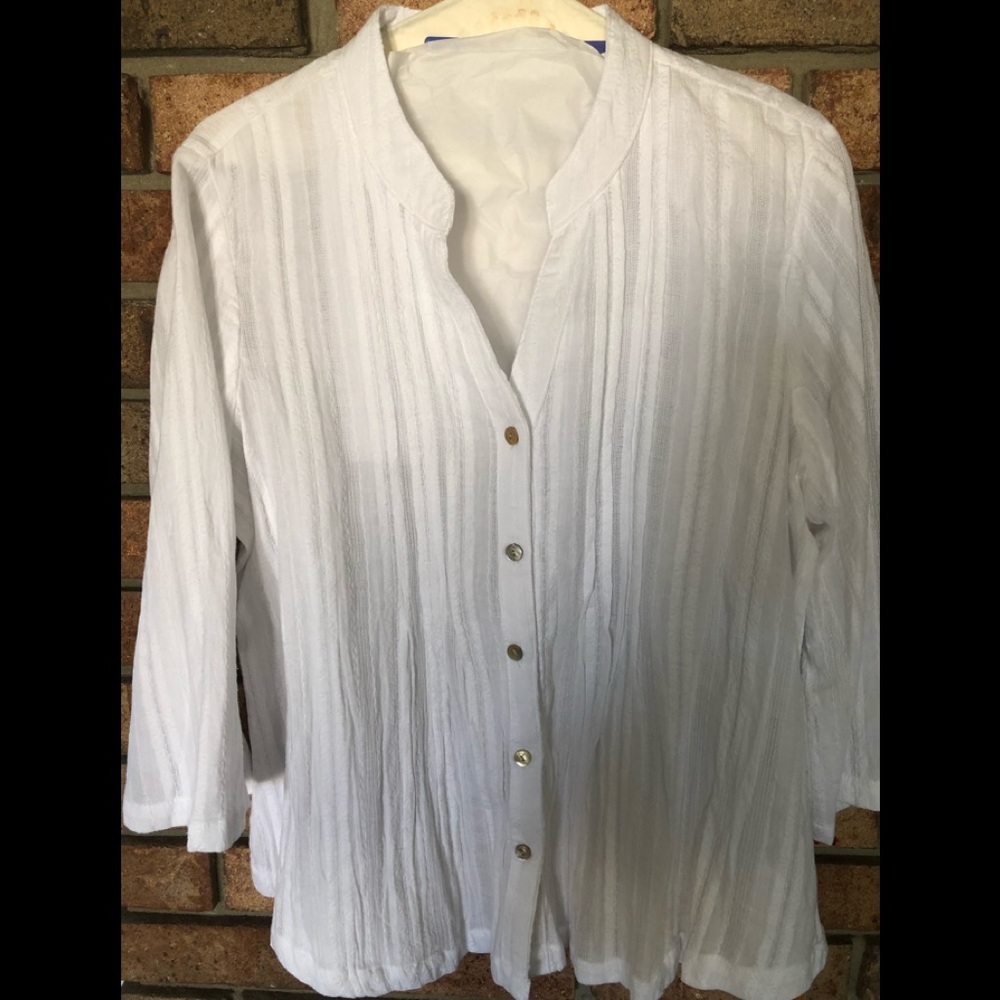 RUBY RED petite, Summer Top Size Petite Medium.